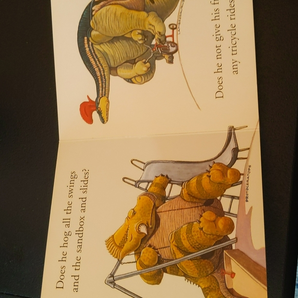 How Do Dinosaurs Play with Their Friends? Board book by Jane Yolen & Mark Teague - Picture 3 of 3